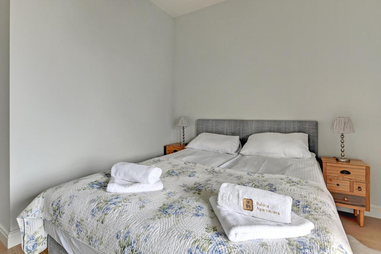 Apartments Riva - Nadmorski Dwor Premium กดัญสก์ ภายนอก รูปภาพ