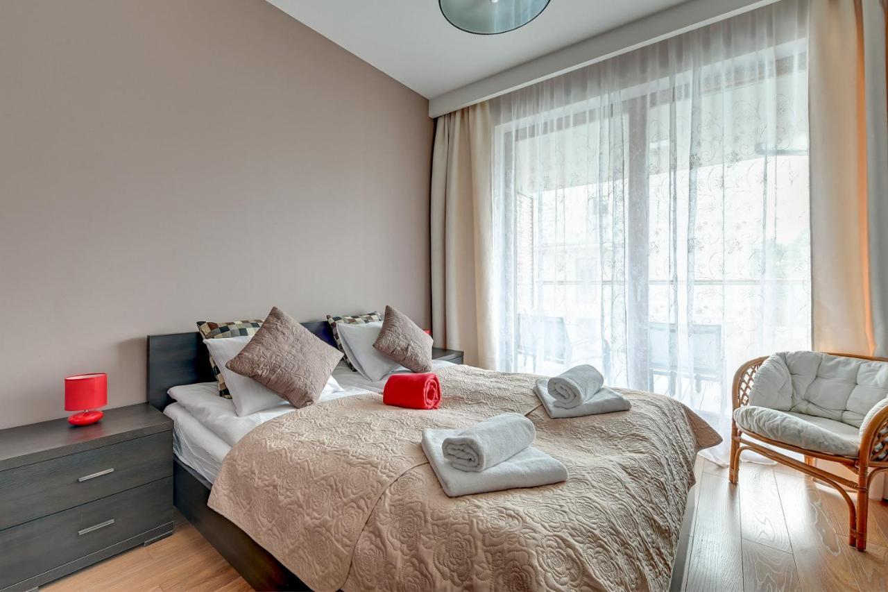 Apartments Riva - Nadmorski Dwor Premium กดัญสก์ ภายนอก รูปภาพ