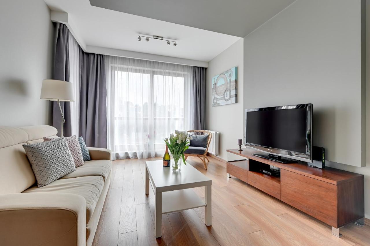 Apartments Riva - Nadmorski Dwor Premium กดัญสก์ ภายนอก รูปภาพ