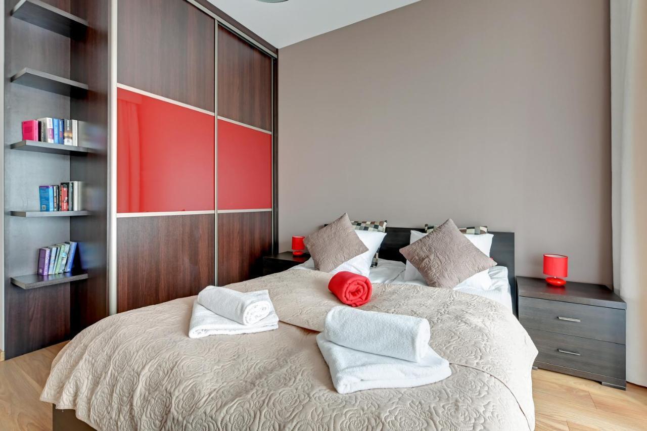 Apartments Riva - Nadmorski Dwor Premium กดัญสก์ ภายนอก รูปภาพ
